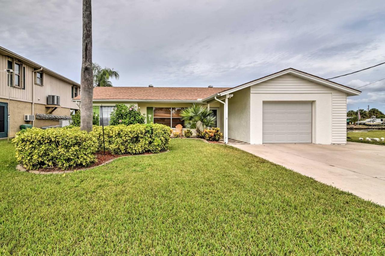 Waterfront Hernando Beach Home With 40-Foot Dock! Exterior photo