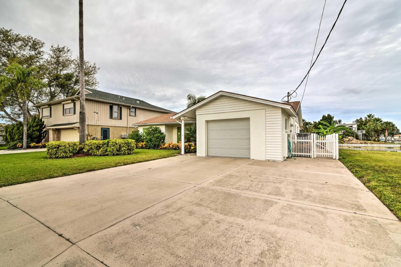 Waterfront Hernando Beach Home With 40-Foot Dock! Exterior photo